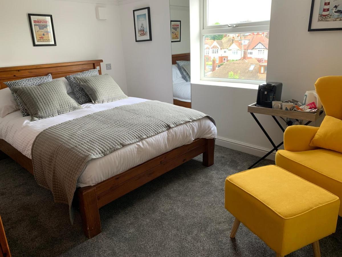 Pierremont En-suite Homestay Broadstairs