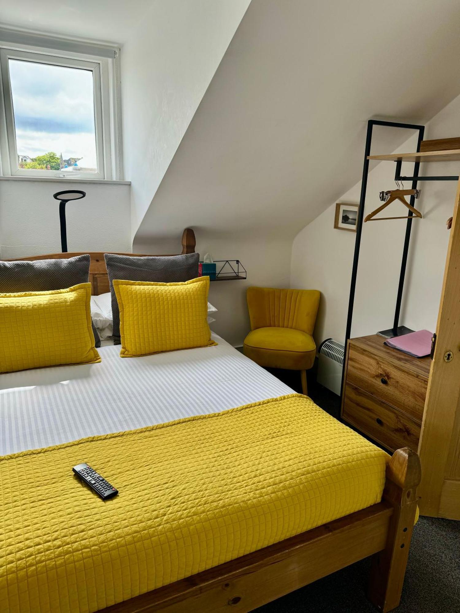 Pierremont En-suite Homestay